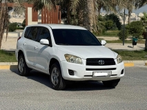 للبيع تويوتا RAV4 2010