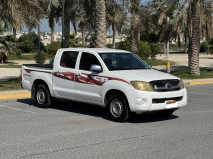 للبيع تويوتا Hilux 2010