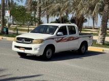 للبيع تويوتا Hilux 2010