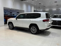 للبيع تويوتا Land Cruiser  2024