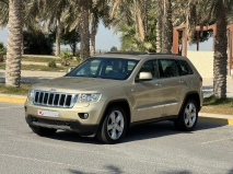 للبيع جيب Grand Cherokee 2011