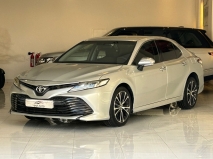 للبيع تويوتا camry 2018