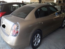 للبيع نيسان Altima 2005