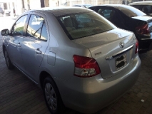 للبيع تويوتا Yaris 2010