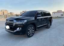 للبيع تويوتا Land Cruiser  2019