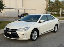 للبيع تويوتا camry 2017