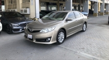 للبيع تويوتا camry 2012