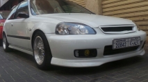 للبيع هوندا Civic 2000