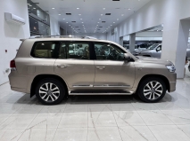 للبيع تويوتا Land Cruiser  2019