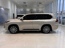 للبيع لكزس LX 2017