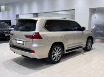 للبيع لكزس LX 2017