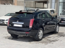 للبيع كاديلاك SRX 2010