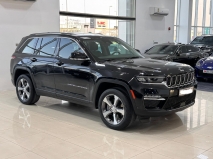 للبيع جيب Grand Cherokee 2023