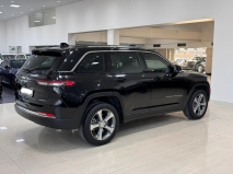 للبيع جيب Grand Cherokee 2023