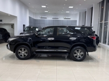 للبيع تويوتا Fortuner 2016