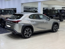 للبيع لكزس RX 2023