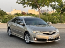 للبيع تويوتا camry 2013