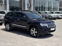 للبيع جيب Grand Cherokee 2011