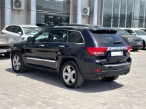 للبيع جيب Grand Cherokee 2011