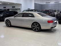 للبيع بنتلي Eight 2017