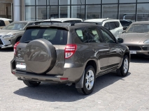للبيع تويوتا RAV4 2012