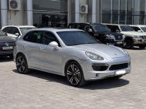 للبيع بورش Cayenne S 2012