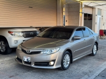 للبيع تويوتا camry 2012