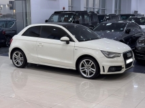 للبيع أودي A1 2014