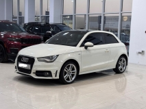 للبيع أودي A1 2014