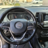 للبيع جيب Cherokee 2020