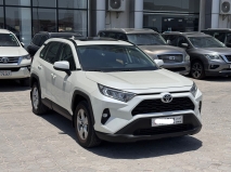 للبيع تويوتا RAV4 2019