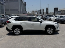 للبيع تويوتا RAV4 2019