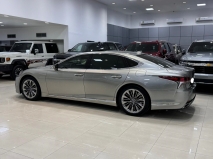 للبيع لكزس LS 2019