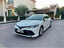 للبيع تويوتا camry 2020
