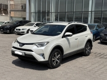 للبيع تويوتا RAV4 2016