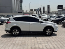 للبيع تويوتا RAV4 2016