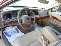 للبيع فورد Grand Marquis 2002