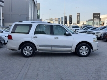 للبيع لنكن Navigator 2009