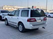 للبيع لنكن Navigator 2009