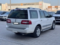 للبيع لنكن Navigator 2009