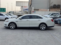للبيع فورد Taurus 2010