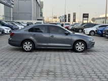 للبيع فولكس واجن Jetta 2016