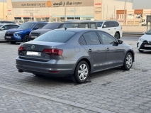 للبيع فولكس واجن Jetta 2016