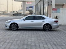 للبيع لكزس LS 2015