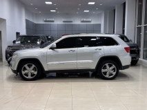 للبيع جيب Grand Cherokee 2012