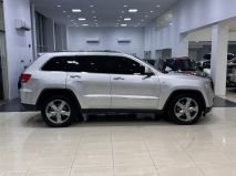 للبيع جيب Grand Cherokee 2012