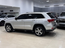 للبيع جيب Grand Cherokee 2012