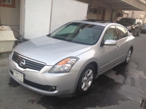 للبيع نيسان Altima 2009