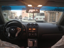 للبيع نيسان Altima 2009