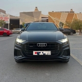 للبيع أودي Q8 2021